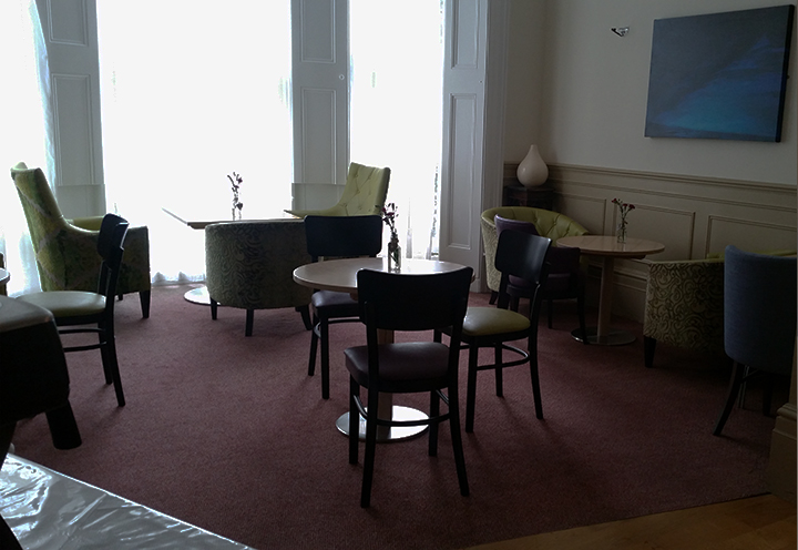 Breakfast dining room